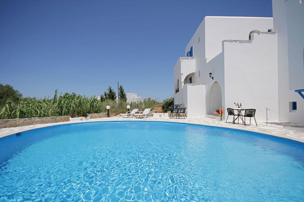 Aparthotel Sunny 2*